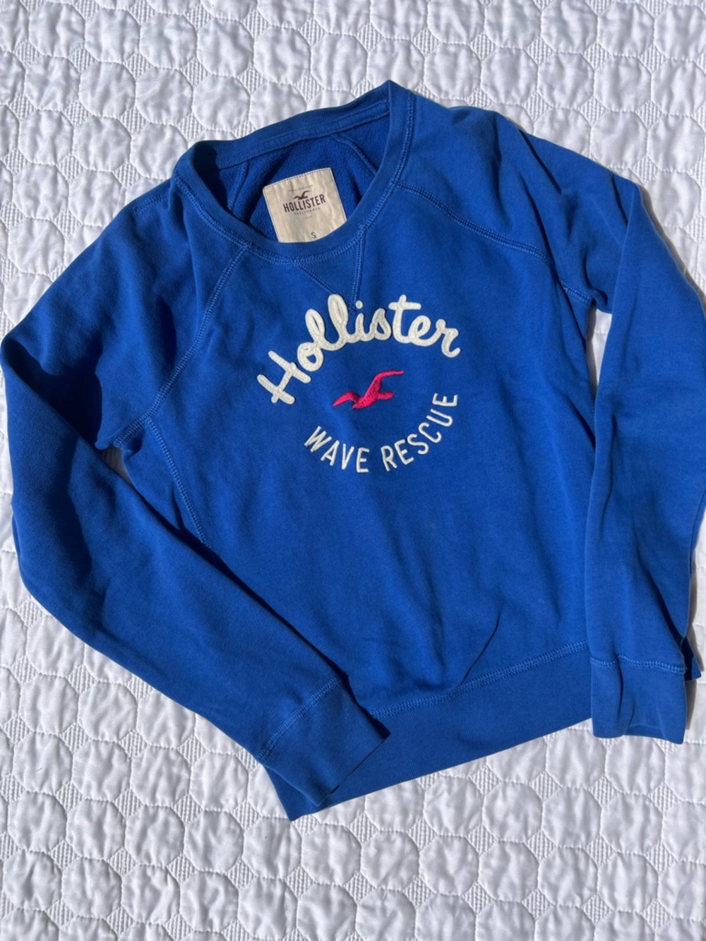 Vintage Hollister Embroidered Crewneck Sweatshirt with Logo - blue - Size small